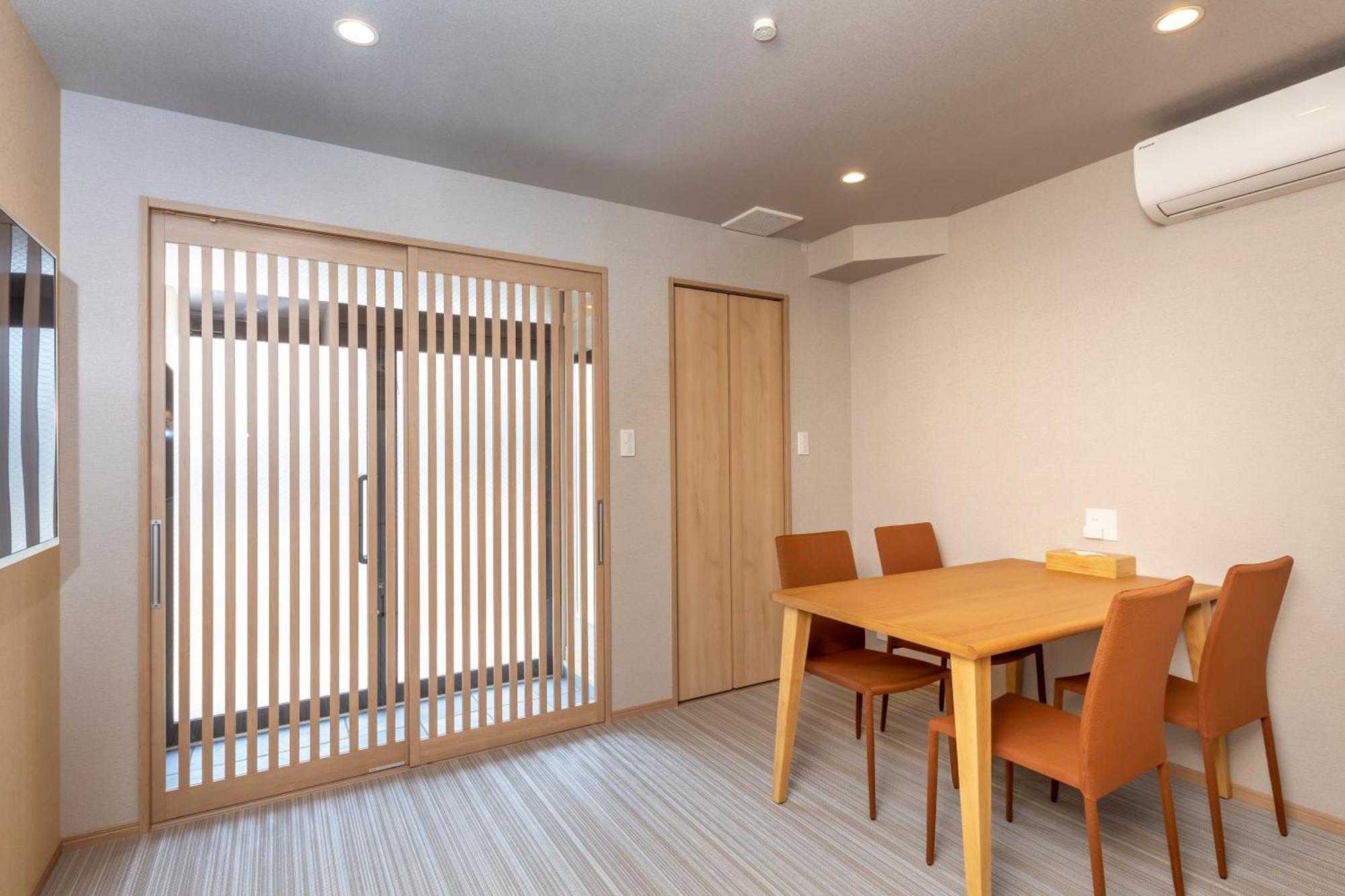 Готель Kyoto Takatsuji Rose Heights Екстер'єр фото